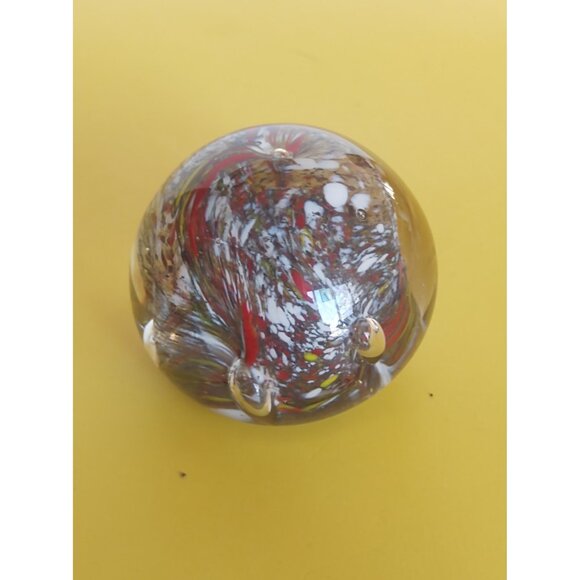 Vintage Hand Blown Swirled Art Glass Paperweight 3"x 2 1/2" - Picture 8 of 8